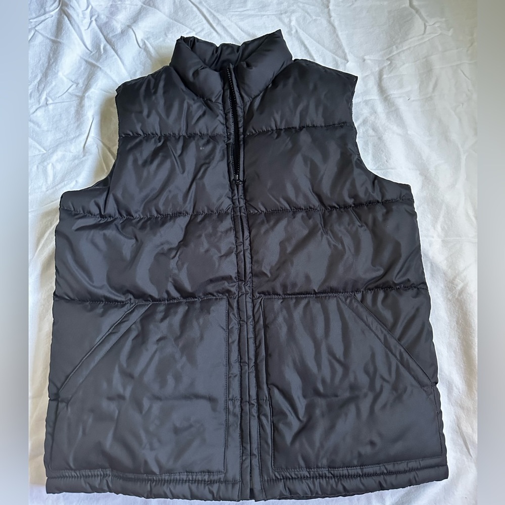 Men’s black vest